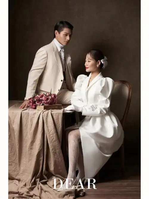 英伦优雅千金大小姐75复古浪漫婚纱照