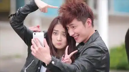 [预告]乔任梁徐璐假戏真做大秀恩爱 150426 我们相爱吧