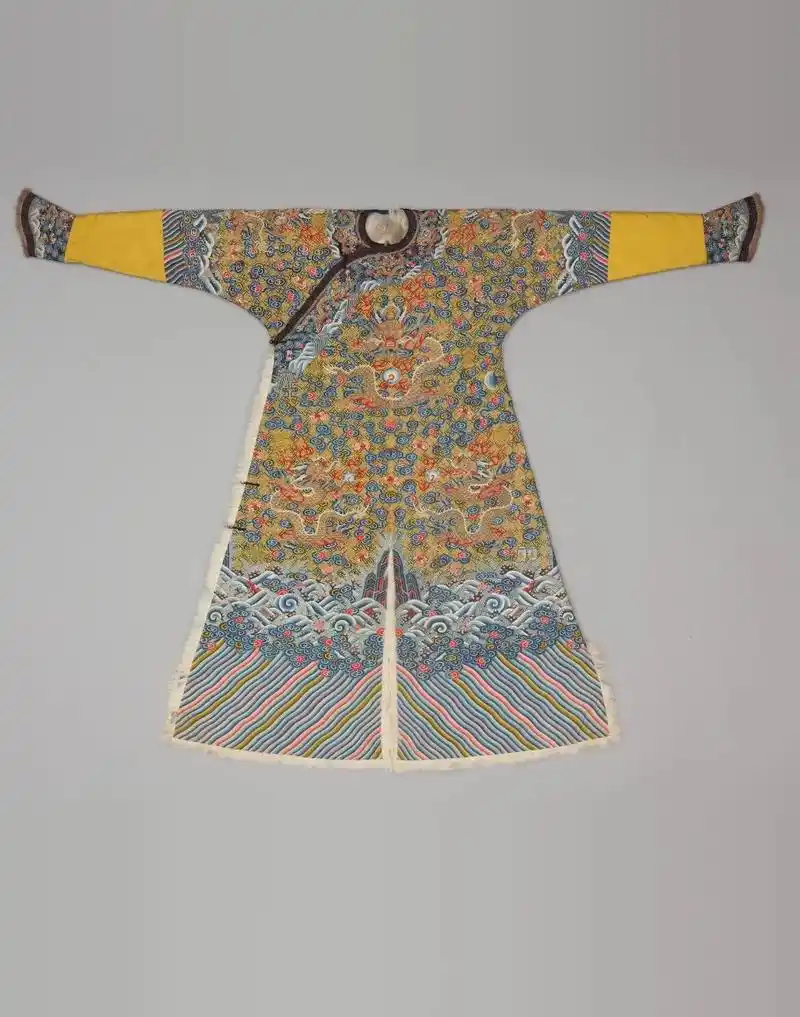 缂丝面狐皮皇帝龙袍61清61嘉庆  7815 - 抖音