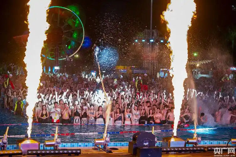 广州长隆29日起启动"水上电音节"