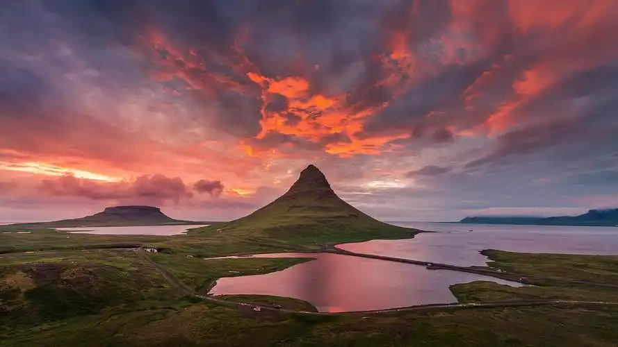冰岛基尔丘山优美风景