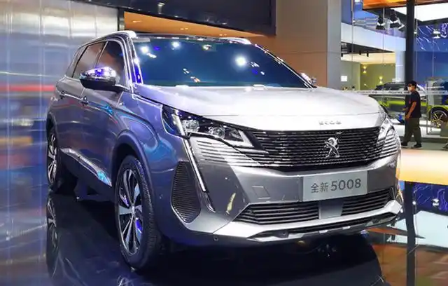 雪铁龙全新c5/中期改款c3-xr