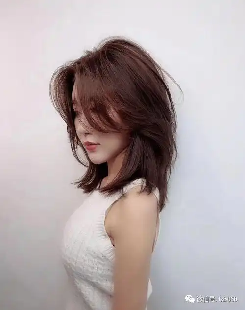 年末不过肩"锁骨烫 "巨减龄