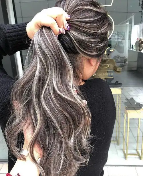 挑染什么颜色好看长发挑染几缕头发的图片大全