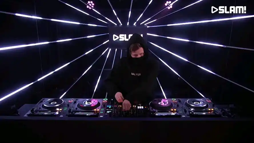 电音世界alanwalker教主2017燃炸打碟djsetliveadeslam