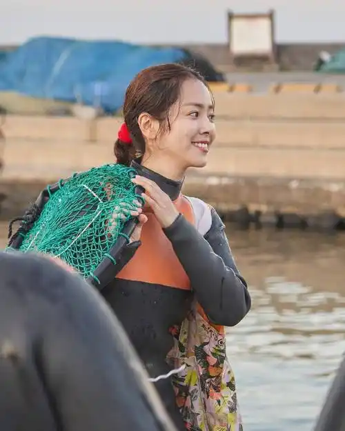 人美心善代表8件事认识我们的蓝调时光韩志旼