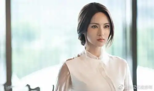 《你好,安怡》在剧中抛出了一个隐晦的问题,那就是芯机人时代到来以后