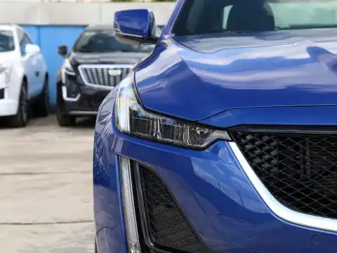 凯迪拉克ct5 2022款 28t 铂金超级辅助驾驶版_星空蓝_凯迪拉克_汽车