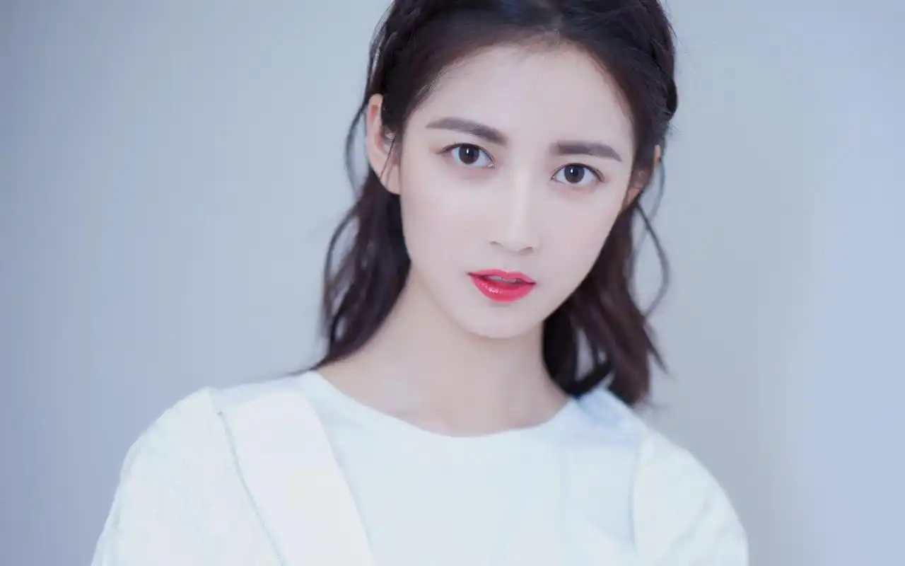 陈钰琪纯白仙气写真桌面壁纸高清大图预览1920x1200_大陆明星下载_美