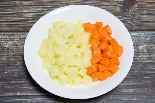 土豆别总做咖喱了,换个做法,完全不同的口感,香糯可口