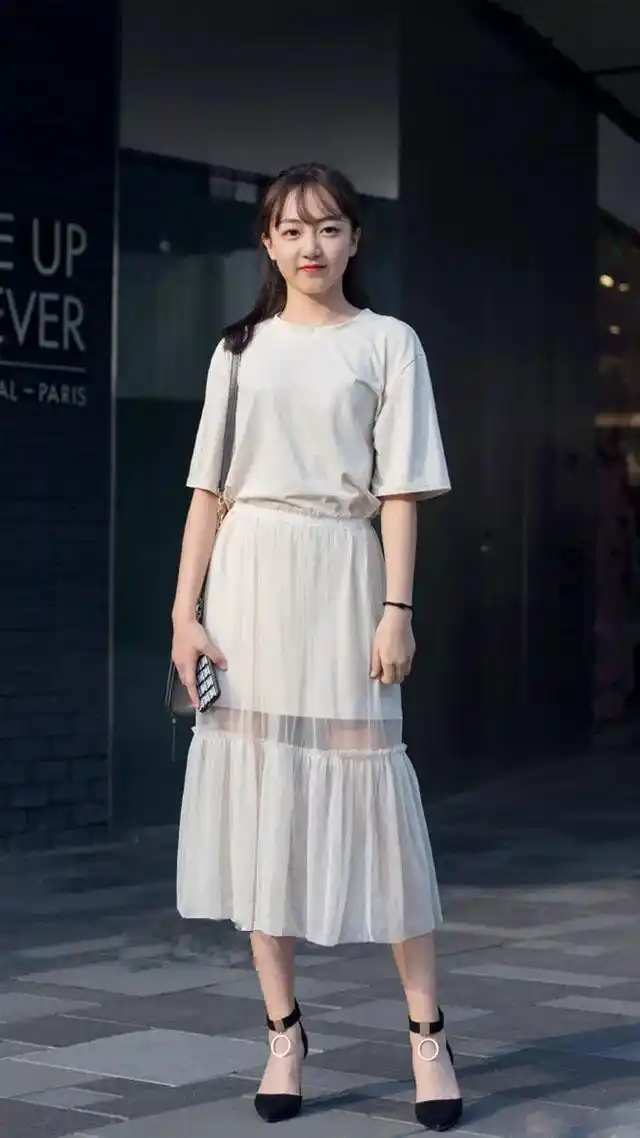 成都美女街拍果然是一座来了就不想走的城市