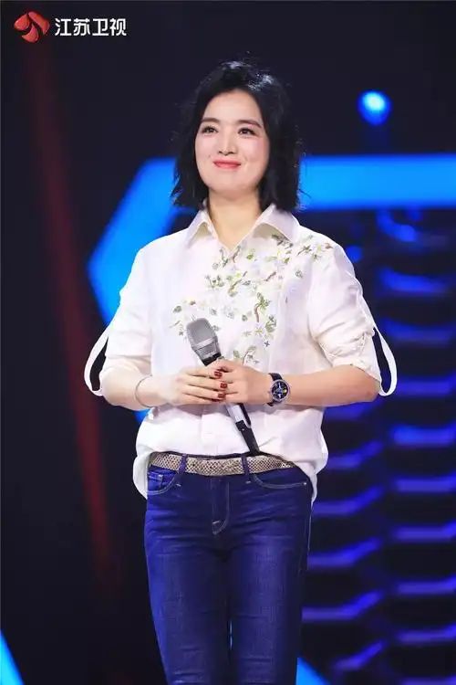 扬州反串歌手白雪全部歌曲