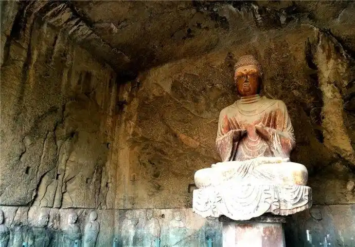 龙门石窟.看经寺