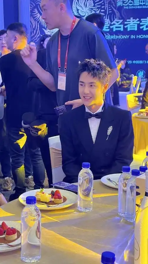 王一博亮相金鸡奖提名者表彰仪式#我晕倒.怎么这么可爱.