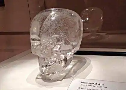 英国大英博物馆的墨西哥古阿兹特克人的水晶头颅被科学家正式鉴定为