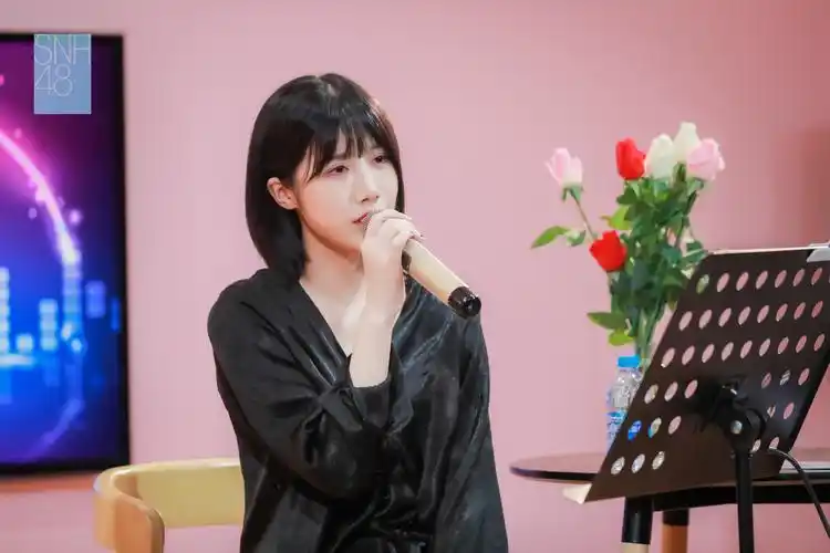 snh48 mini live宋雨珊专场回顾:愿歌声带给你所有的爱