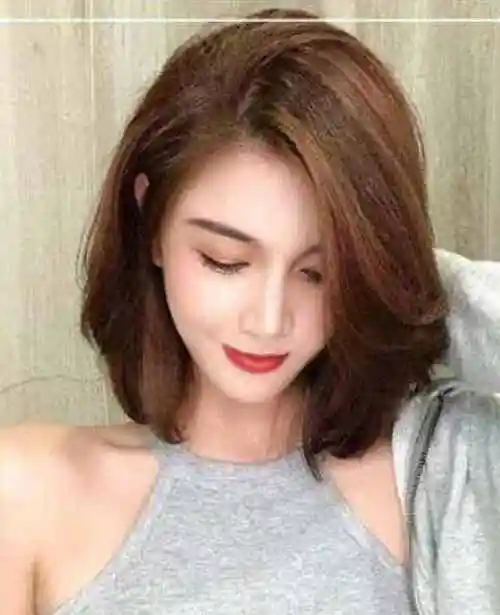 大圆脸适合什么发型大脸圆脸适合发型