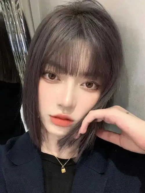 小姐姐的新发型