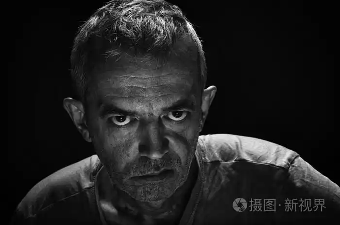 仇恨.一位老人讨厌