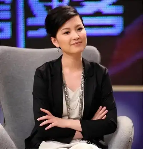 内防咸猪手外躲富豪楼陈蓉被黑之后回到老东家最近怎样