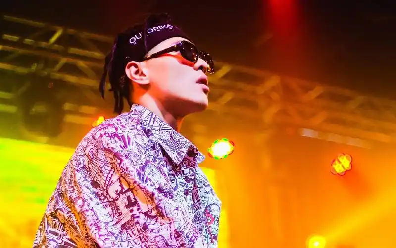 刘聪2019key to l巡演成都站-《hey kong》全员合唱!