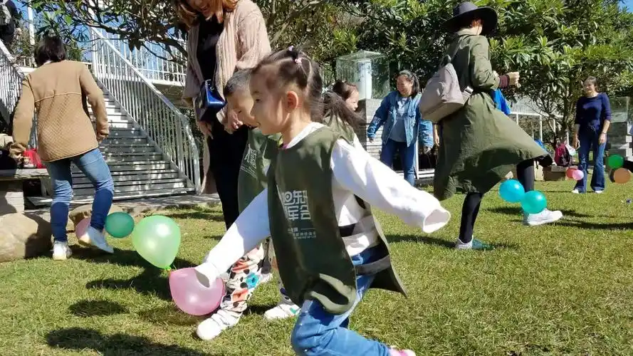👏👏昌河幼教中心亲子一日秋游活动圆满成功!👍👍大手牵小手,
