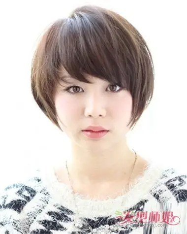 胖圆脸妹纸剪哪些刘海好看 两鬓角头发如何处理_发型师姐