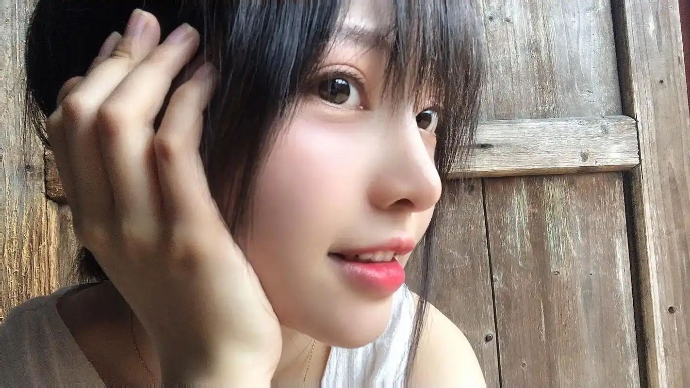 承蒙各位厚爱#送你一张壁纸 #锁屏壁纸 #壁纸 #手机壁纸  - 抖音