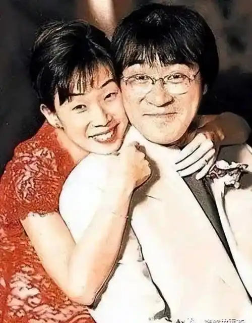 最懂女人心的李宗盛:甩朱卫茵有多无情,被林忆莲甩就有多心痛_张艾嘉