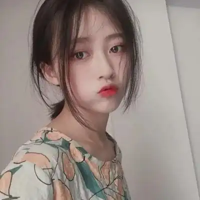 微信头像女可爱小清新夏日 少女的恋爱真是艰辛