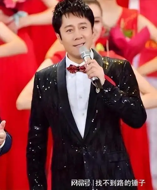 上春晚23年被富婆倒追55岁的蔡国庆如何实现口碑逆转