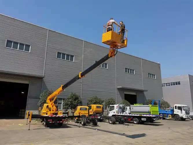 高空作业升降平台车价格表上蓝牌16米21米c证驾驶