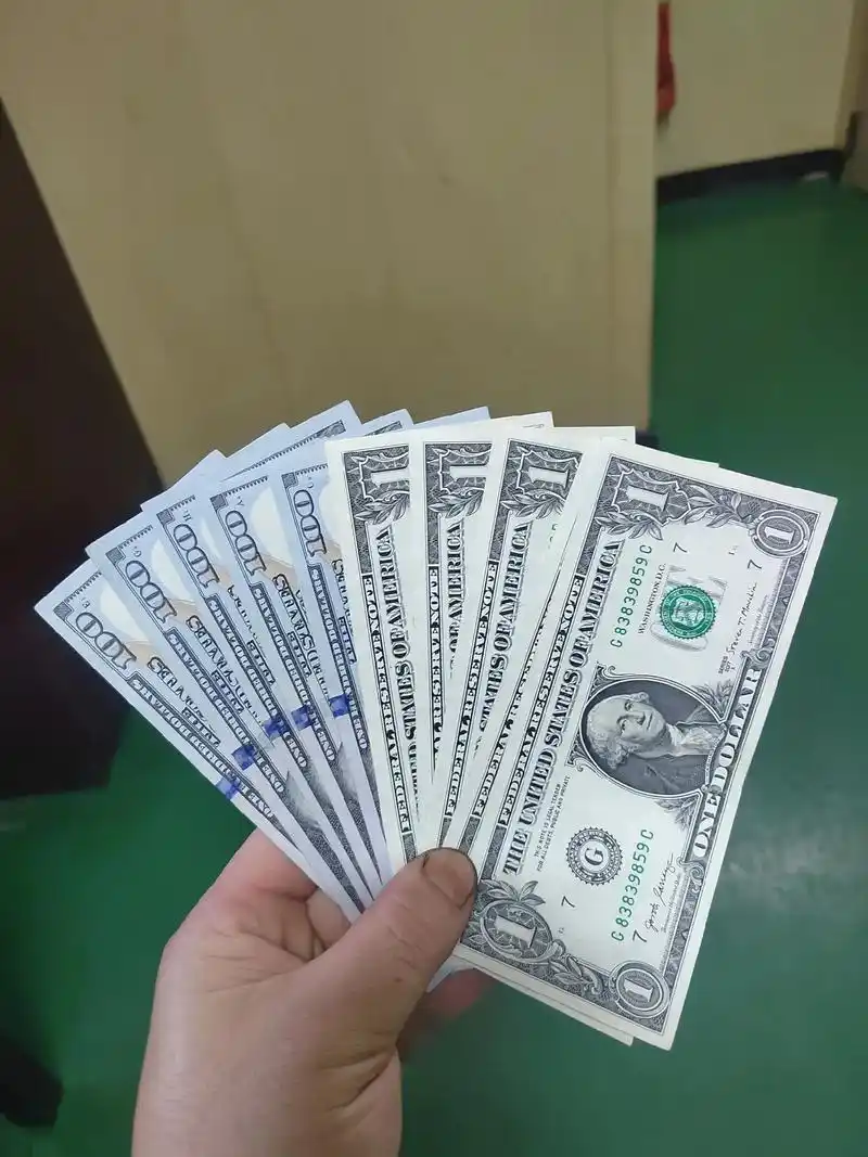 家人们我到委内瑞拉卡呗略港卸货中 因为这里没有网络的原因 一 - 抖