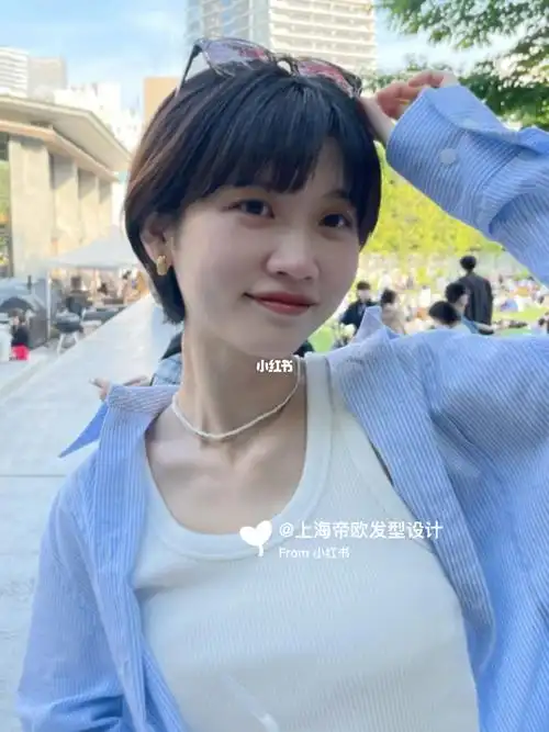 短发该有的样子/减龄显脸小女生都无法抗拒的短发发型~韩式挂耳短发