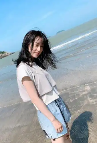 袁冰妍海边清新俏皮图片89