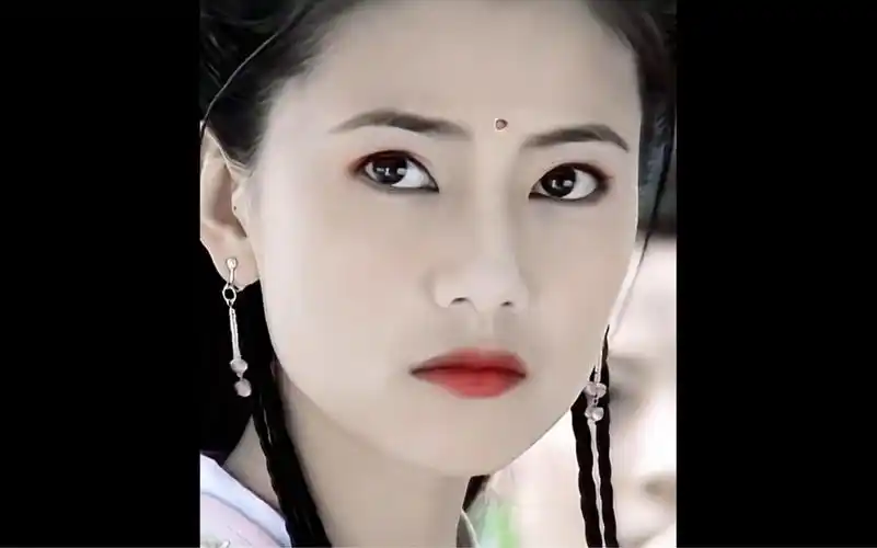 颜值巅峰的高圆圆演周芷若,演技颜值都不输周海媚!