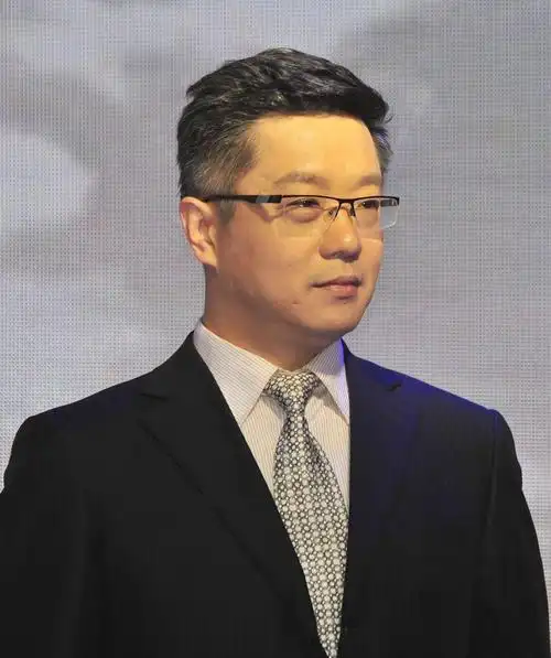 北京电视台主持人的风采.