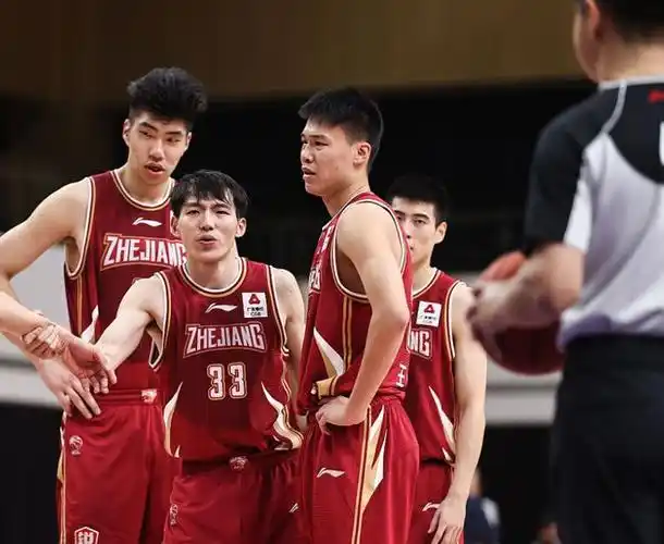34分大胜浙江打崩四川队吴前把话挑明不怕辽宁直冲总冠军