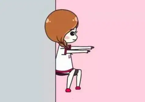 1,燃烧脂肪靠墙站立是一项反重力的肌肉锻炼运动,仅仅保持站立的姿势