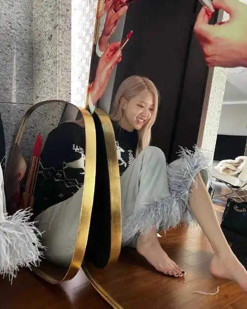 朴彩英综艺主题曲上线