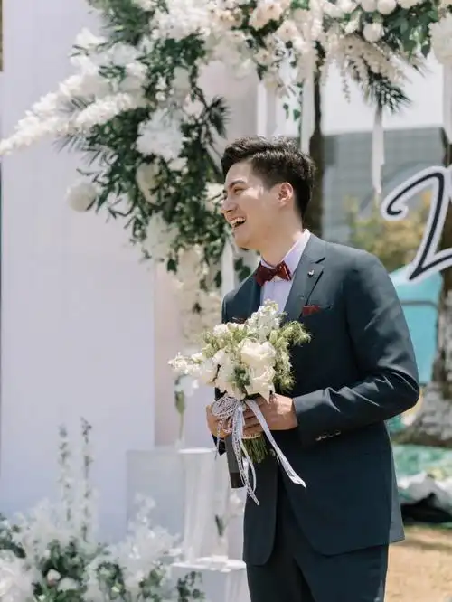 综合王力宏和周渝民的超强颜值新郎