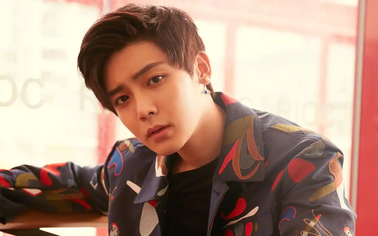 首页 桌面壁纸 大陆明星 侯明昊纽约时尚帅气写真高清壁纸