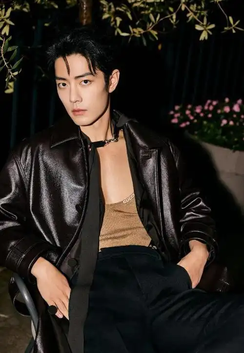 当32岁肖战跟26岁王一博站在一起,我才彻底明白,什么叫顶级骨相