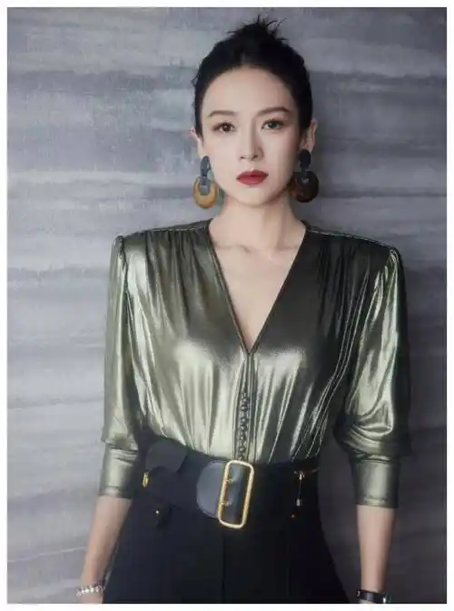 杨幂赵丽颖加盟酱园弄怒怼网友引风波章子怡躁怒回击