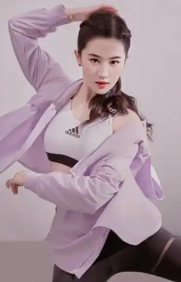 刘亦菲为代言阿迪拼了!练出马甲线晒成小麦色,少女胯过于养眼