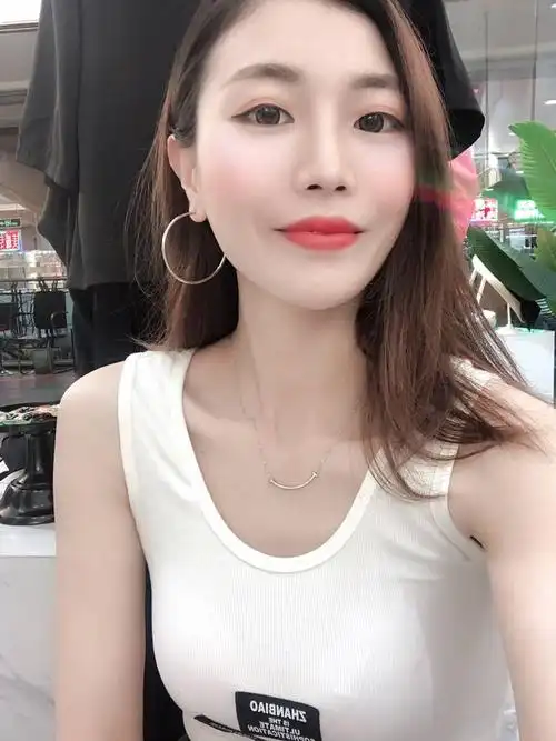 30岁离异女征婚照片(id:3670668)_福建厦门征婚交友_我主良缘网