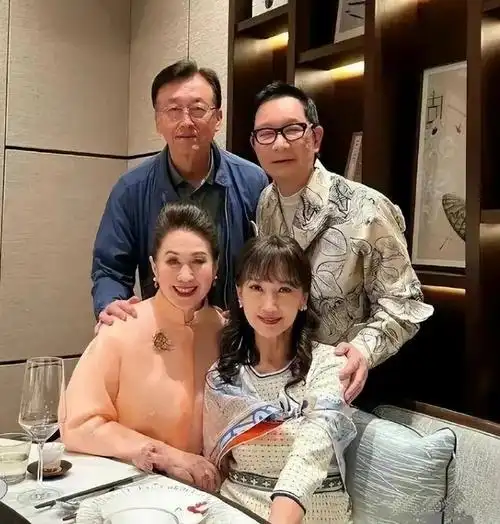 赵雅芝的三个儿子