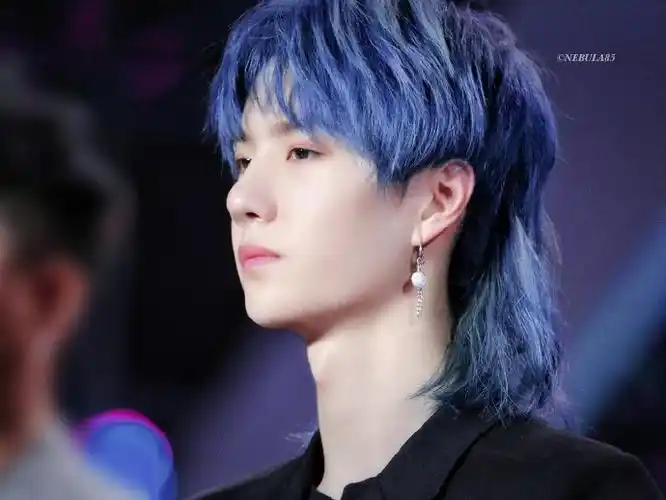 蓝发人鱼～#王一博