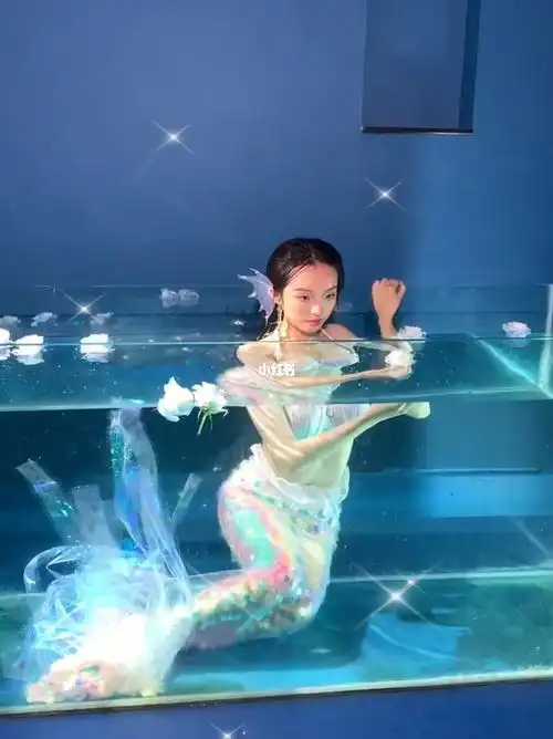 一觉醒来变成美人鱼0469