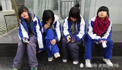 特别是在这个青春懵懂的年纪里,很多同学总以为拉帮结派就是混社会,很